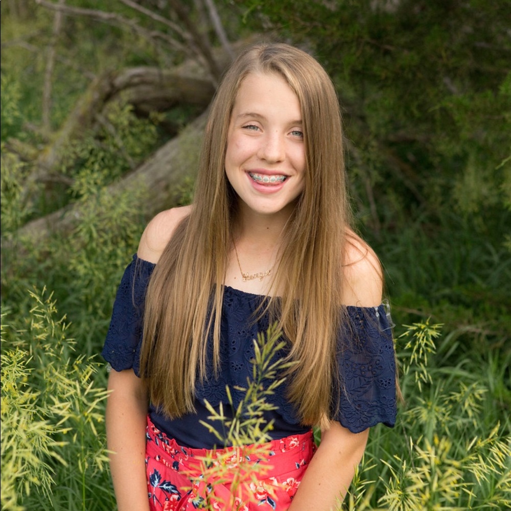 Meet your Posher, Kenzie